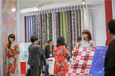 數(shù)碼微工廠助服裝業(yè)可持續(xù)創(chuàng)新，日本理光在滬展示多款黑科技